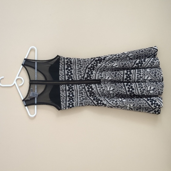 Small American Rag Dress Mesh Lace Floral Black White Back Zipper - Picture 11 of 13